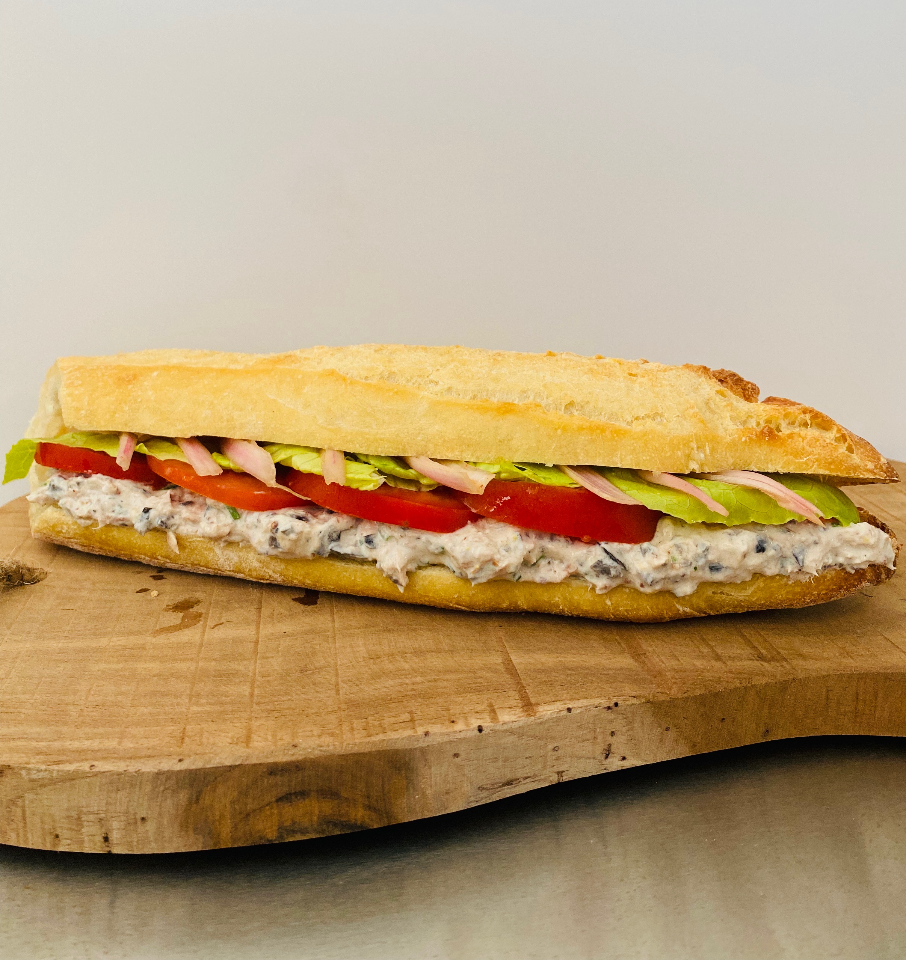 Sandwich Thon pickles